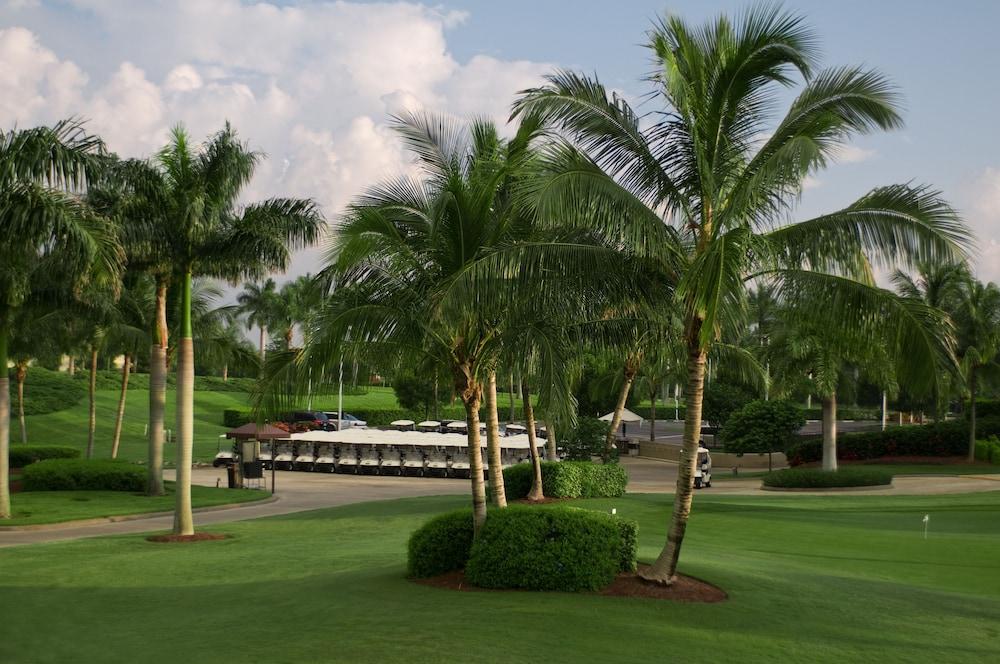 Greenlinks Golf Villas At Lely Resort Naples Manor Exterior photo