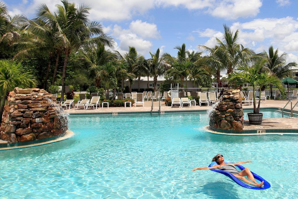 Greenlinks Golf Villas At Lely Resort Naples Manor Exterior photo